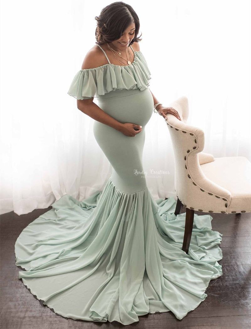 Oluuu. Elegantes Spitzenkleid für Schwangere – Stilvoll und Bequem