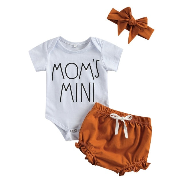 Oluuu. Newborn Baby Bekleidungsset – Kurzarmstrampler mit Schleife und Shorts