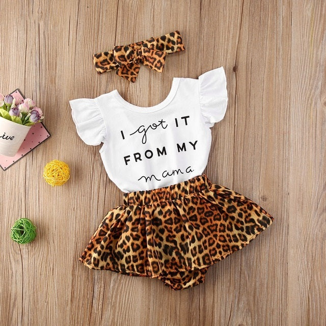 Oluuu. Newborn Baby Bekleidungsset – Kurzarmstrampler mit Schleife und Shorts