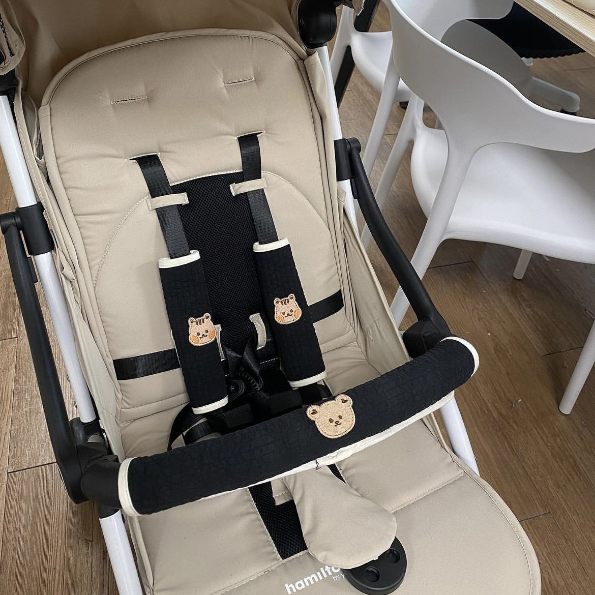 Oluuu. Schutzüberzug für Babywagen-Handbalken – Armlehnenabdeckung für mehr Komfort und Sicherheit