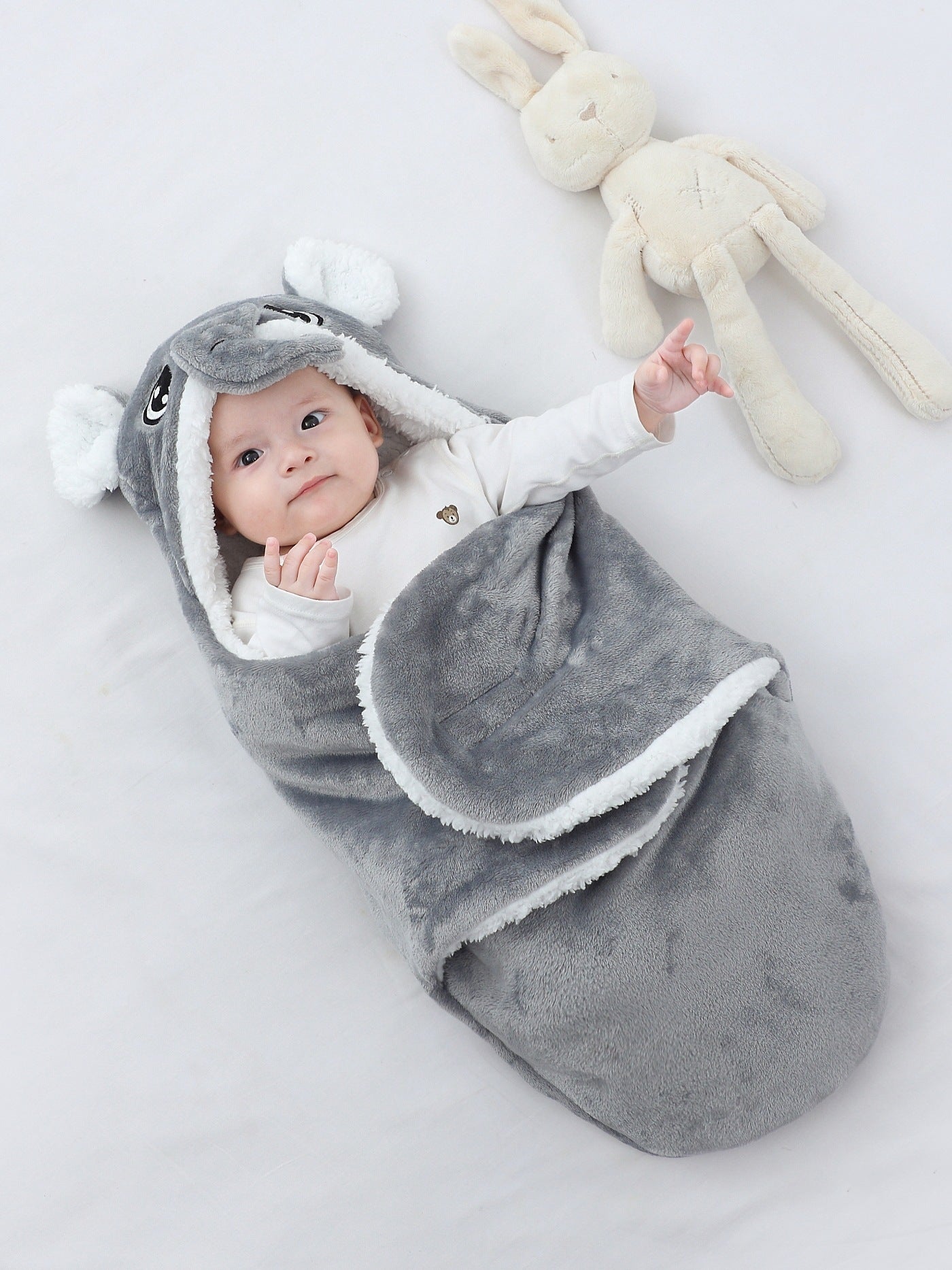 Oluuu. Fashionable Baby-Wickeldecke für Zuhause – Stilvoll und Gemütlich