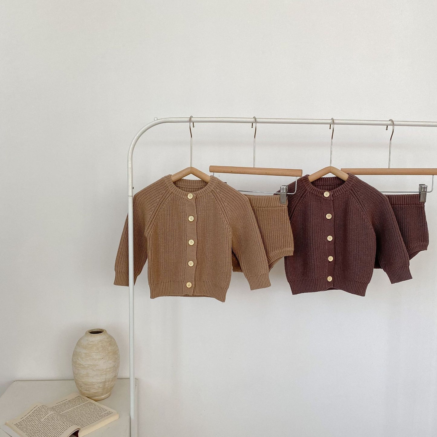 Oluuu. Baby Baumwollgarn Unterhosen und Cardigan – Zwei-Teiler Set