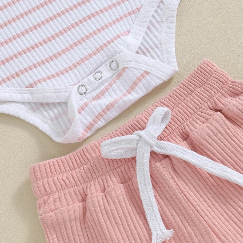 Oluuu. Baby Jumpsuit – Kurzärmeliger Romper für Kleinkinder