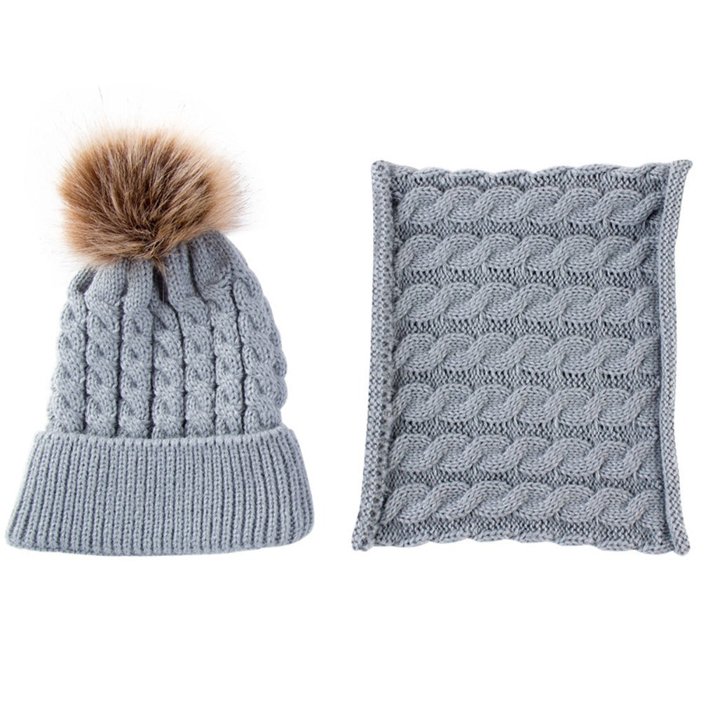Oluuu. Baby Winter Mütze und Schal Set