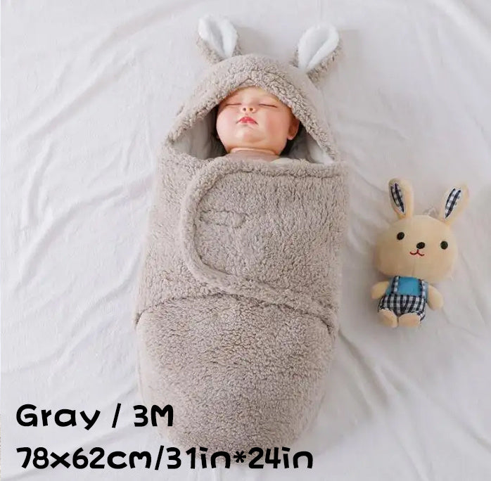 Oluuu. Superweicher Baby-Schlafsack aus flauschigem Fleece – Unisex Neugeborenen-Wickel mit Kopfstütze und -schutz, tragbarer Schlafsack für Jungen und Mädchen