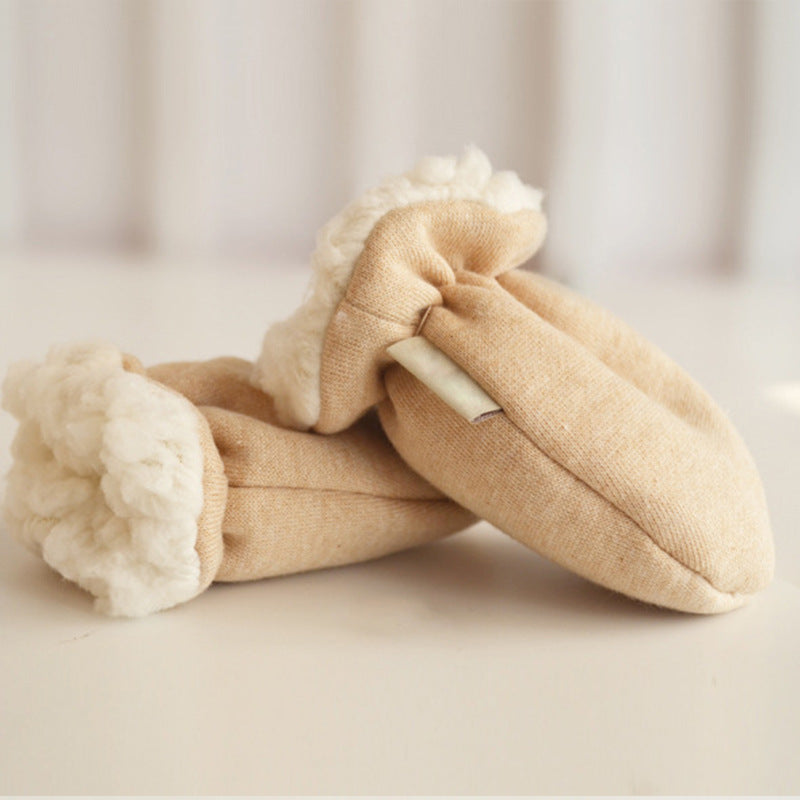 Oluuu. Kinderhandschuhe gegen Kratzer – Schützend für zarte Babyhände
