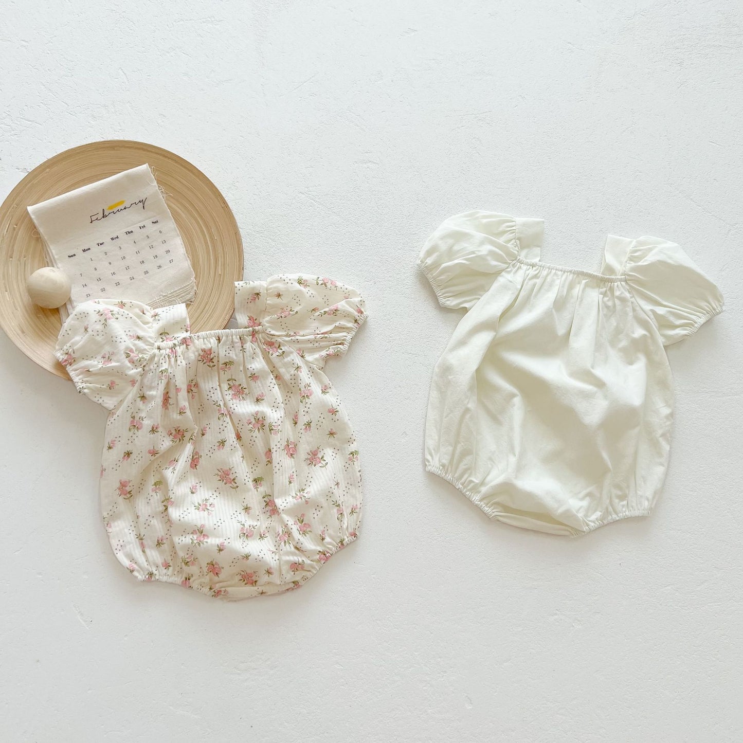 Oluuu. Baby Mädchen Puffärmel Strampler mit Schleifen-Knoten