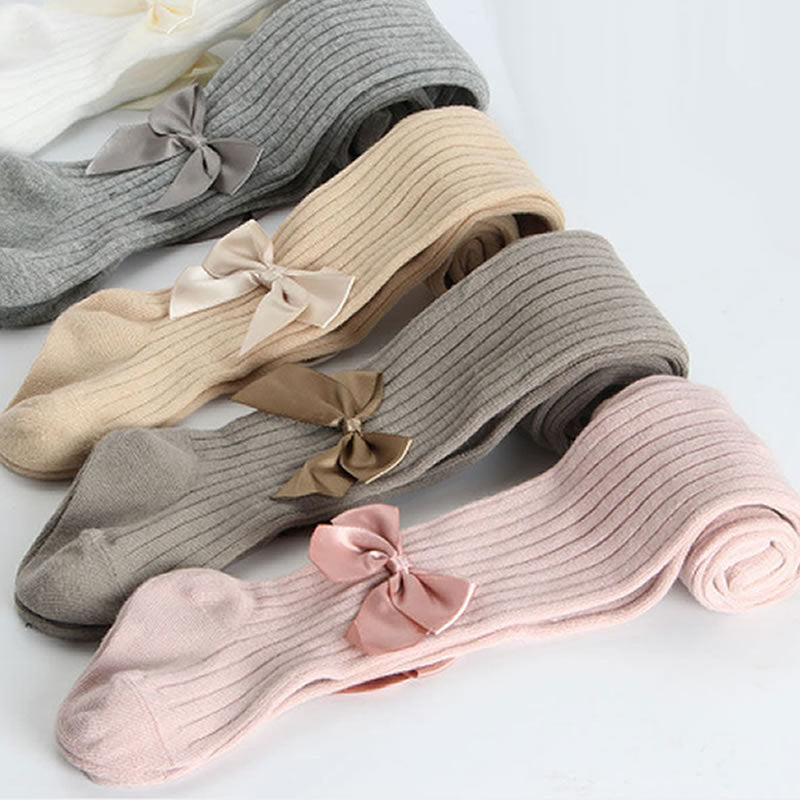 Oluuu. Kinder Socken mit einfarbiger Schleife