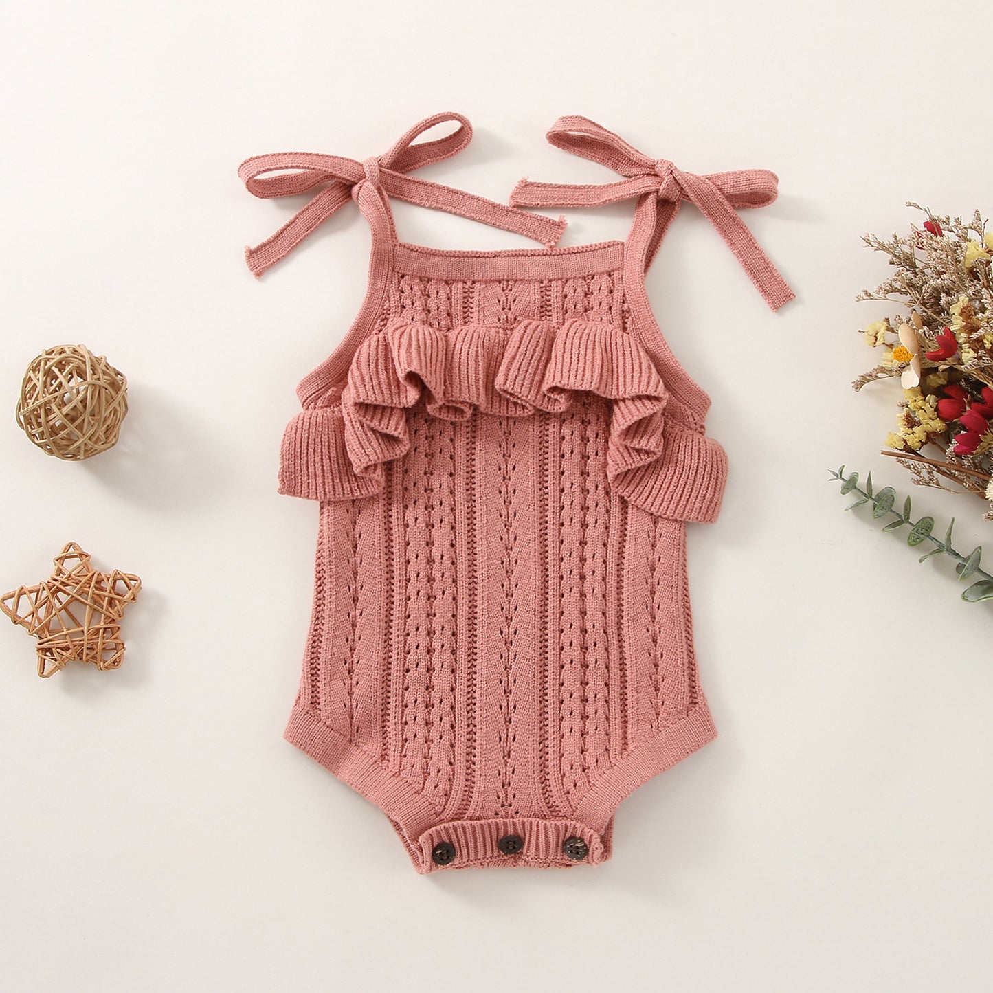 Oluuu. Baby Sling Romper aus Plüsch mit Spitze