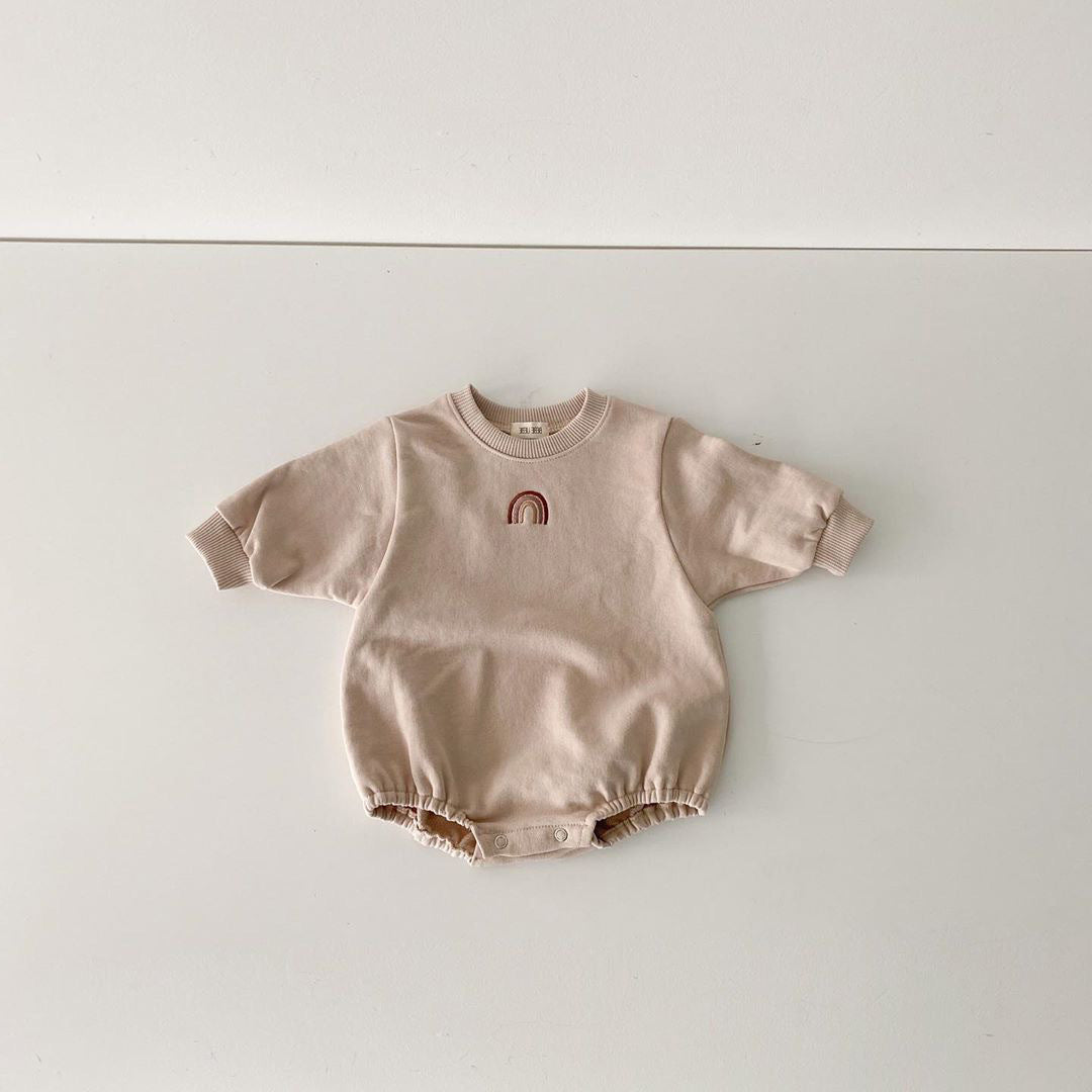 Oluuu. Baby Romper – Net Red Baby Krabbler mit besticktem Wickel-Design