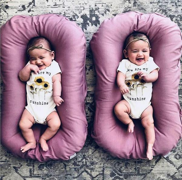 Oluuu. Baby Nest Bett – Tragbares Neugeborenen Nest aus Baumwolle, Reise-Krippe mit Kissen für Babys
