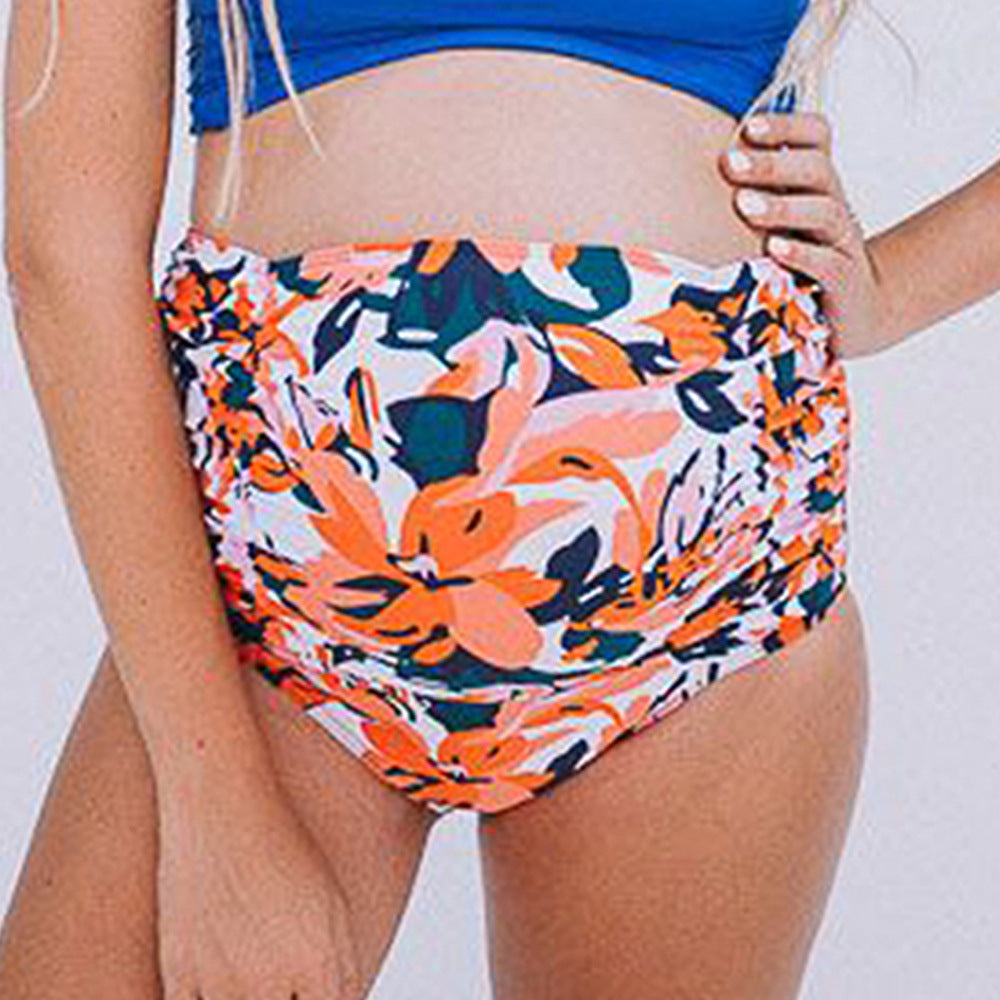 Oluuu. Bedruckter Schwangerschafts-Bikini mit Geteiltem Design