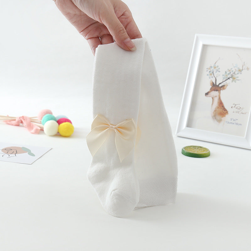 Oluuu. Kinder-Strumpfhose mit Mesh und großer Schleife – Stylisch und bequem für kleine Mädchen