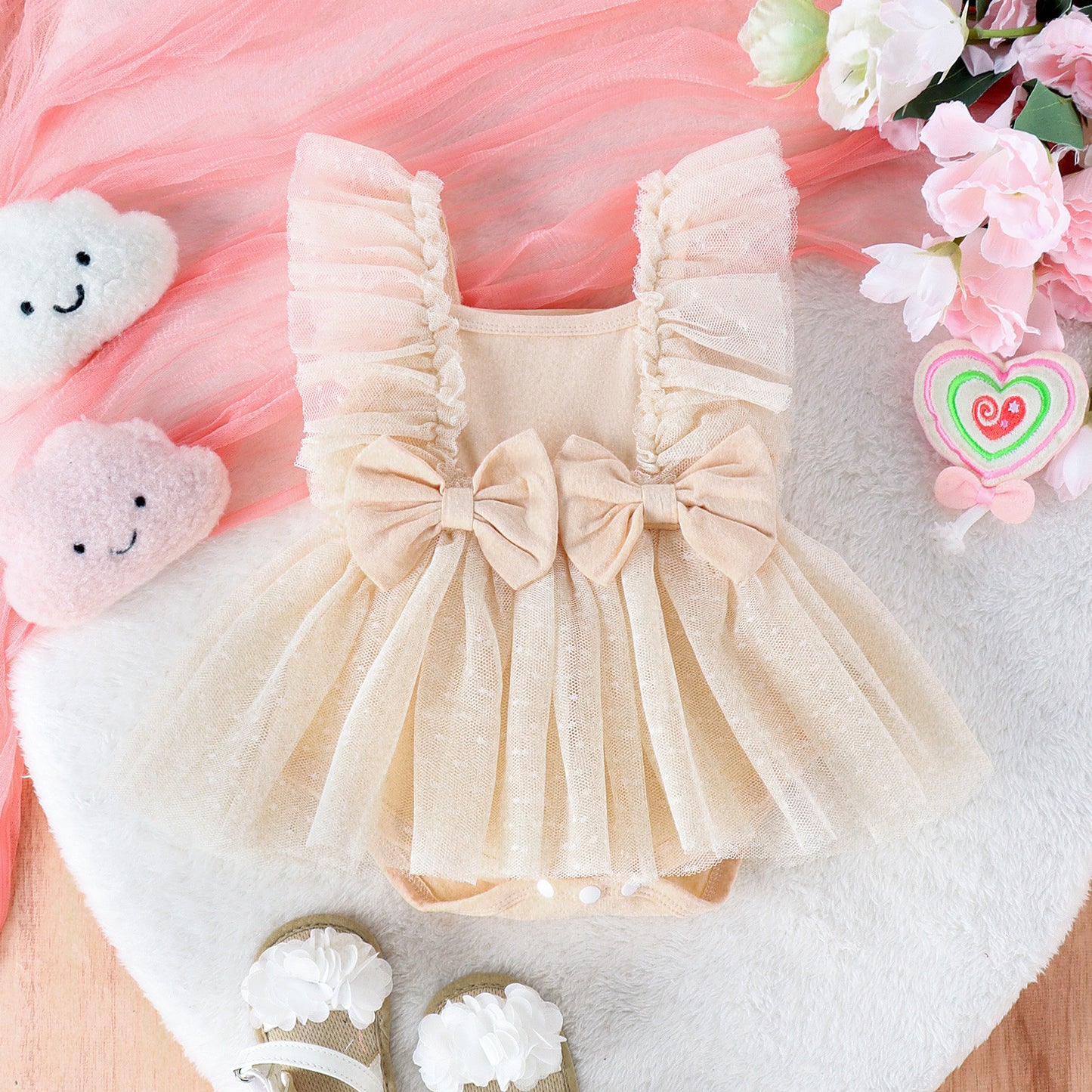 Oluuu. Baby Jumpsuit mit Netzrock – Prinzessinnenkleid, Body und Hose in einem
