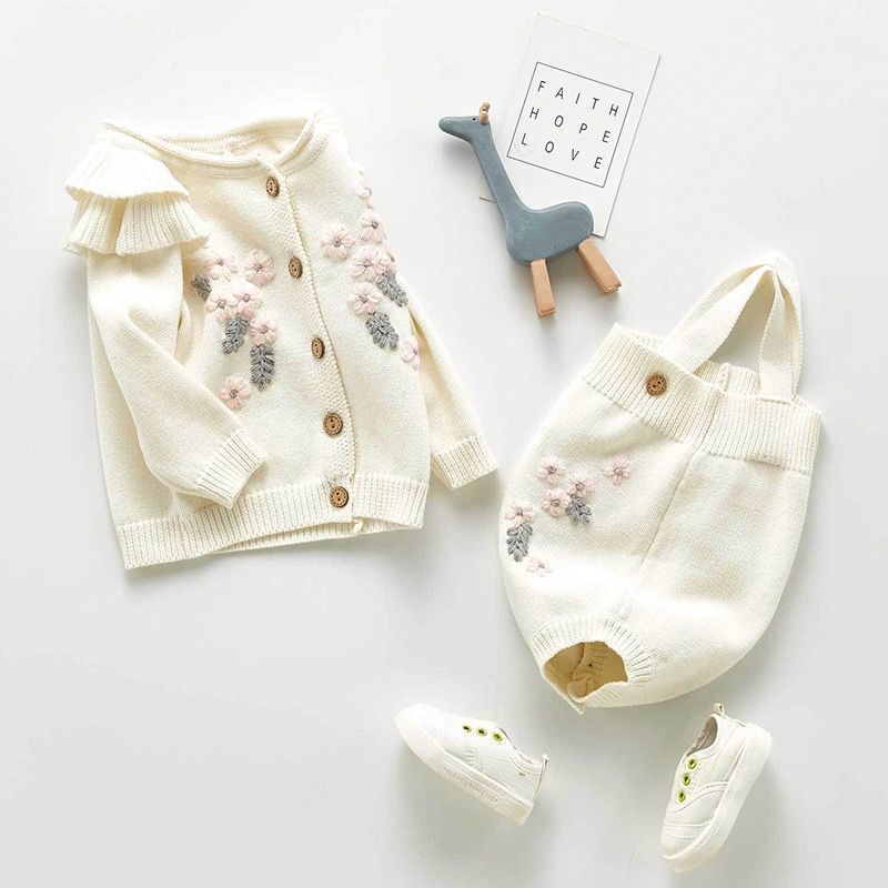 Oluuu. Baby Bestickter Jumpsuit Herbst- und Winter-Prinzessin Ausgehkleidung