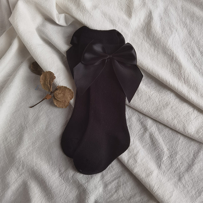 Oluuu. Spanische Kinder-Socken mit Schleife – Elegante und süße Socken für Mädchen