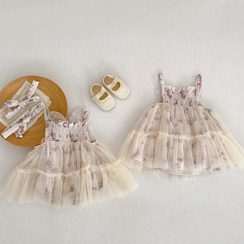 Oluuu. Modisches Sommerkleid für Babys – Stylisches und bequemes Sommeroutfit für Babys