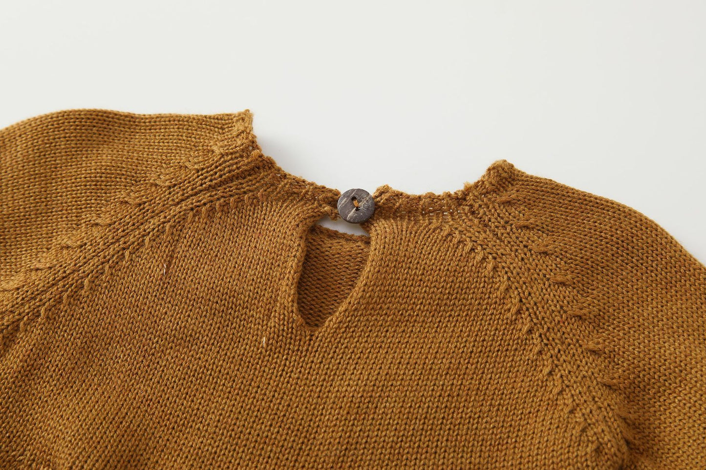 Oluuu. Baby Langarm Kleid mit Stickerei – Woll-Wickel für den Po