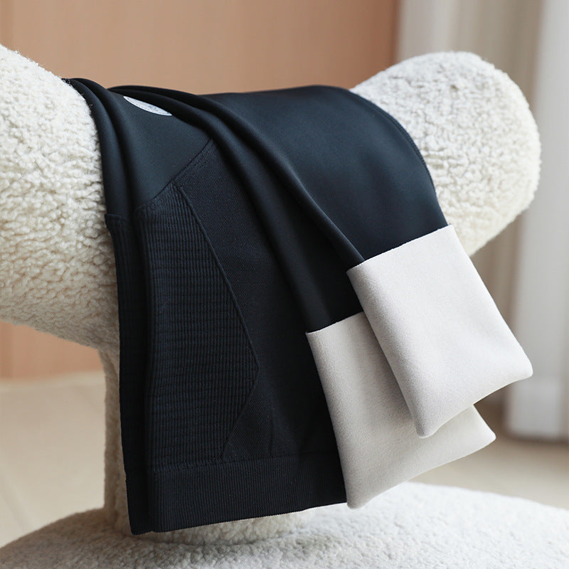 Oluuu. Fleecegefütterte Leggings mit Bauchunterstützung für Schwangere – Capri-Style