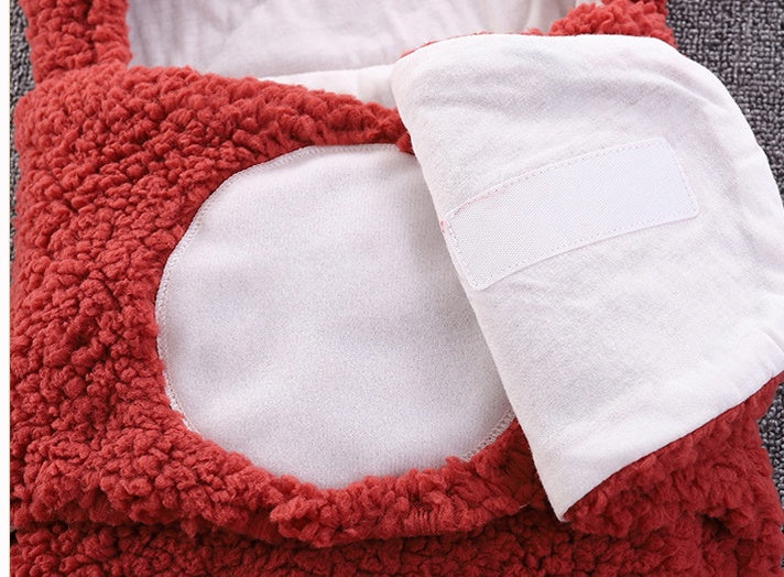Oluuu. Baby Einschlagdecke – Komfort und Wärme für Frühling, Herbst und Winter