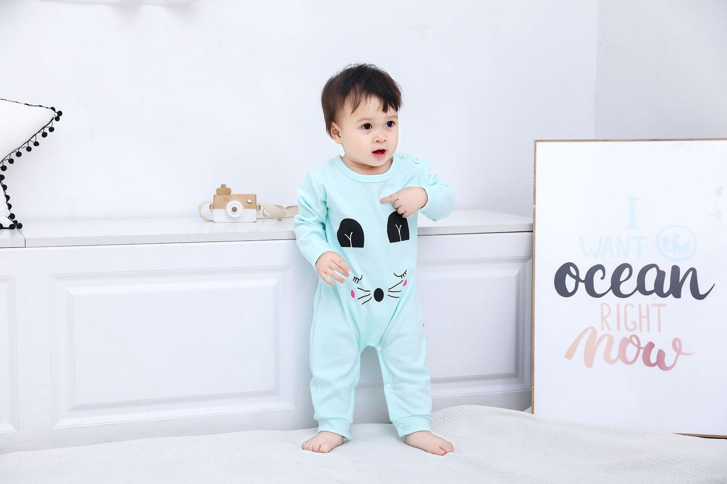 Oluuu. Herbstbekleidung – Baby Romper und Pyjama aus reinem Baumwollstoff