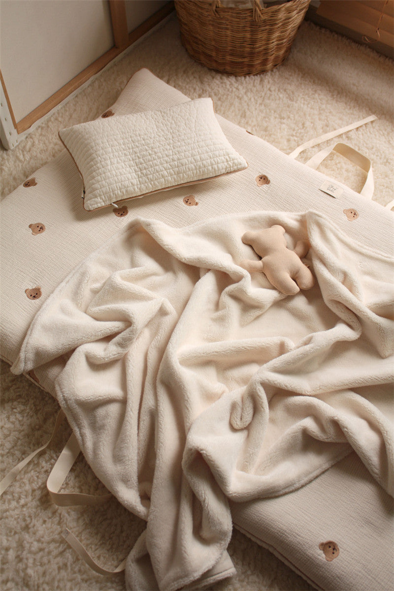 Oluuu. Niedliche Baby Bär Decke – Weich und flauschig, halbvelours