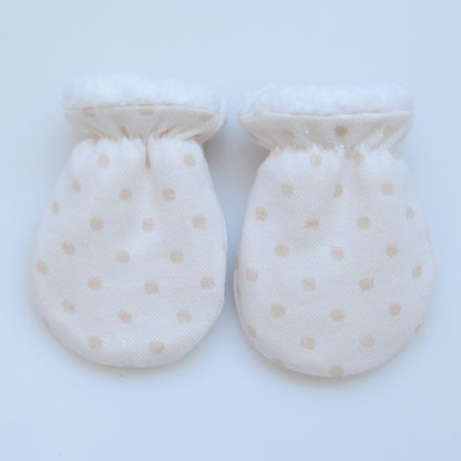 Oulu. Baby Anti-Kratz-Handschuhe – Sanfter Schutz für empfindliche Haut
