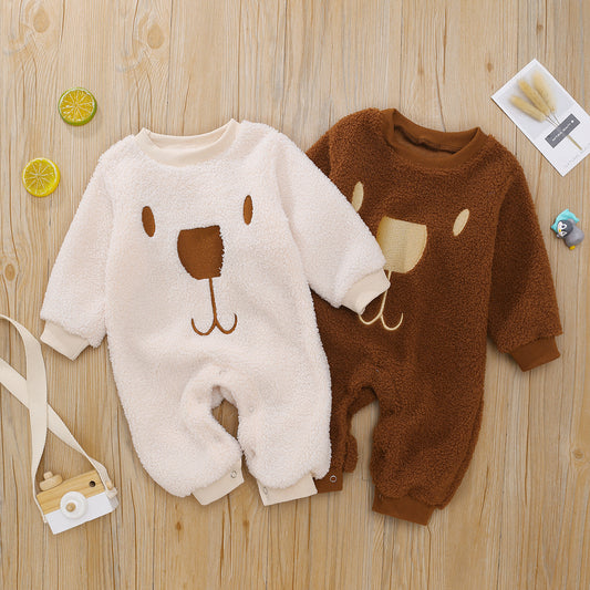 Oluuu. Kuscheliger Zweifarbiger Baby-Strampler mit Bären-Print in Braun und Weiß