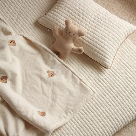 Oluuu. Niedliche Baby Bär Decke – Weich und flauschig, halbvelours