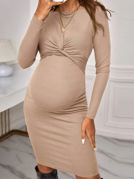 Oluuu.Strickkleid mit Rundhalsausschnitt und langen Ärmeln für Schwangere