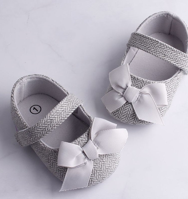 Oluuu. Krabbelschuhe für Kleinkinder – Sommer Schuhe für Baby Jungen und Mädchen
