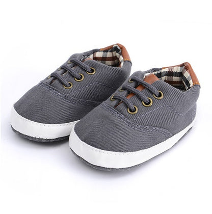 Oluuu. Einfarbige, lässige Baby-Canvas-Schuhe mit Spitze – Weicher Boden, für Kleinkinder