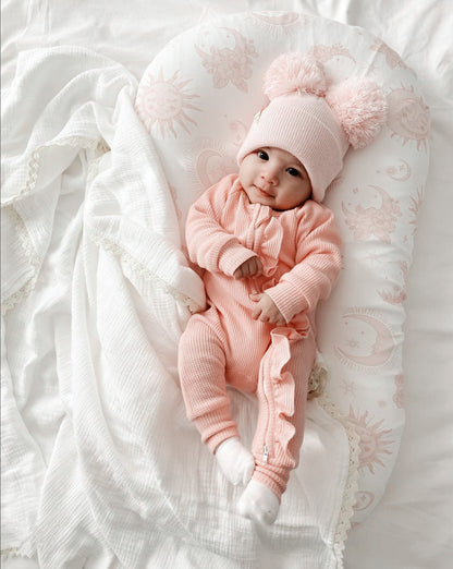 Oluuu. Mädchen Baby Strick-Jumpsuit aus elastischem Waffelstoff