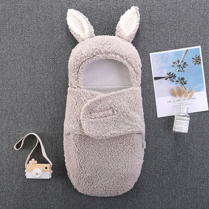 Oluuu. Baby Einschlagdecke – Komfort und Wärme für Frühling, Herbst und Winter