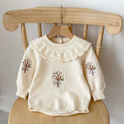 Oluuu. Baby Strick-Jumpsuit mit Lotus-Kragen – Langarm für Mädchen