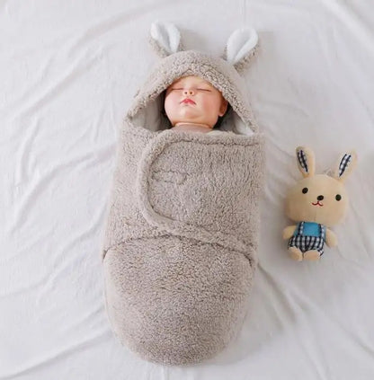 Oluuu. Superweicher Baby-Schlafsack aus flauschigem Fleece – Unisex Neugeborenen-Wickel mit Kopfstütze und -schutz, tragbarer Schlafsack für Jungen und Mädchen