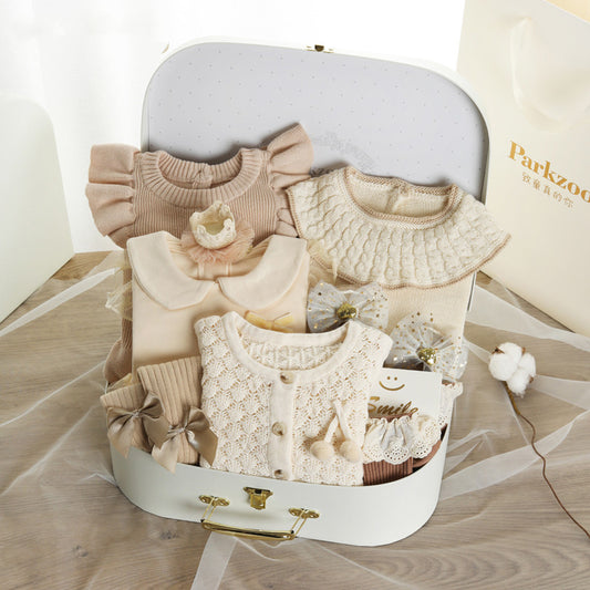 Oluuu. Neugeborenen Geschenkbox – Frühling/Sommer Set für Mädchen, Vollmondgeschenk