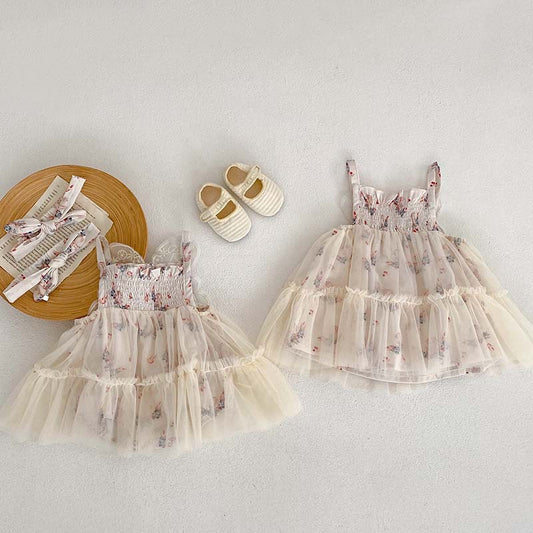 Oluuu. Modisches Sommerkleid für Babys – Stylisches und bequemes Sommeroutfit für Babys