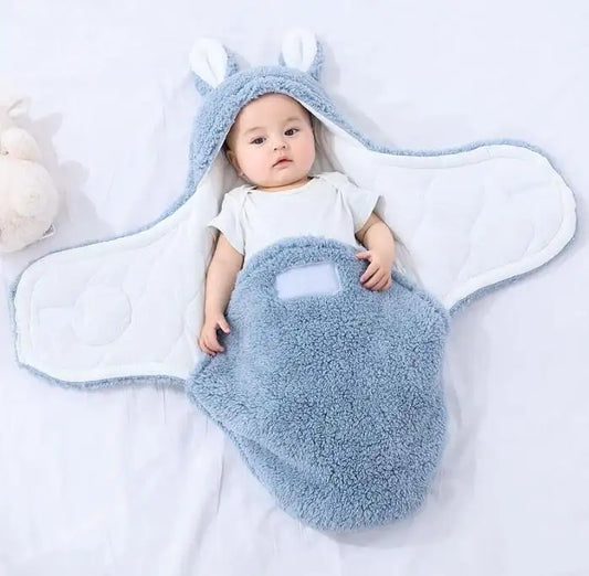 Oluuu. Superweicher Baby-Schlafsack aus flauschigem Fleece – Unisex Neugeborenen-Wickel mit Kopfstütze und -schutz, tragbarer Schlafsack für Jungen und Mädchen